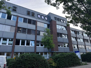 Dach- und Fassadensanierung, Universität Oldenburg, Ammerländer Heerstraße - Salinger Architekten